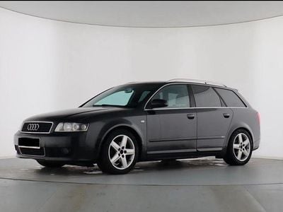 Schwarz Gebraucht 2004 Audi A4 S-line plus Kombi | 3.250 € (Fairer Preis)