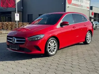 Brugt Mercedes B180 116 HK (85 kW) 2019 Rød MPV
