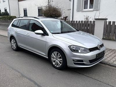 Reflexsilber Gebraucht 2013 VW Golf VII Comfortline Kombi | 8.290 € (Fairer Preis)
