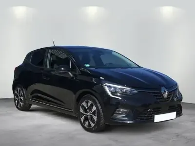 Gebraucht Renault Clio V Evolution 67 PS (49 kW) 2023 Schwarz Limousine