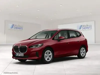 Gebraucht BMW 218 Luxury Line 135 PS (99 kW) 2024 Piemont rot Van / Kleinbus