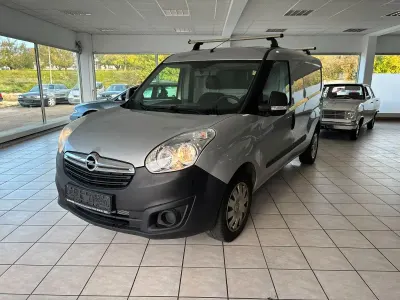 Gebraucht Opel Combo 105 PS (77 kW) 2014 Silber Van / Kleinbus