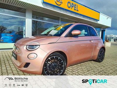 Gebraucht Fiat 500e La Prima 86 kW (118 PS) 2023 Colore esterno (rose gold) Kleinwagen