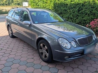 Mercedes E320