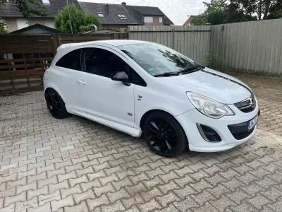 Gebraucht Opel Corsa OPC 69 PS (50 kW) 2011 Weiß Kleinwagen
