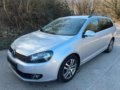 Usado VW Golf VII 125 HP (91 kW) 2012 Prateado Carrinha