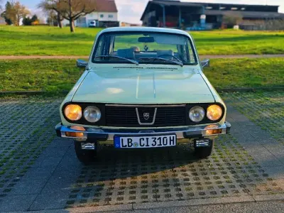 Usado Dacia 1310 54 HP (39 kW) 1984 Sedan
