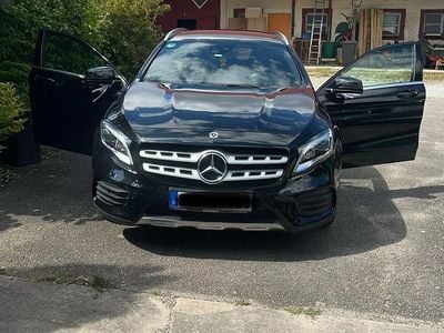 Mercedes GLA200
