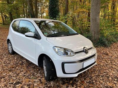 Weiß Gebraucht 2016 VW up! move up! Kleinwagen | 6.500 € (Fairer Preis)