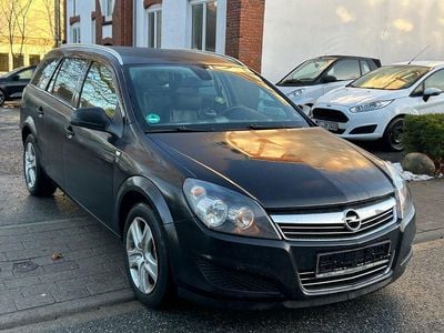 Schwarz Gebraucht 2010 Opel Astra Edition Kombi | 1.250 € (Guter Preis)