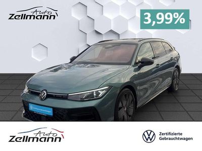 Gebraucht VW Passat R-line 265 PS (194 kW) 2025 Aeroblau Kombi