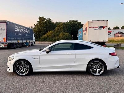 Mercedes C63 AMG