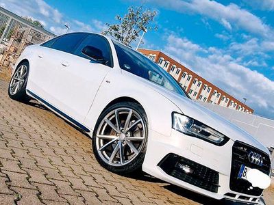Gebraucht Audi A4 S-Line 190 PS (139 kW) 2016 Weiß Limousine