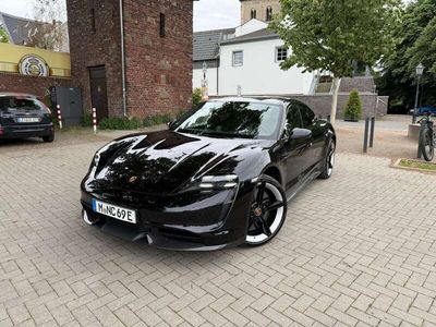 Porsche Taycan Turbo S