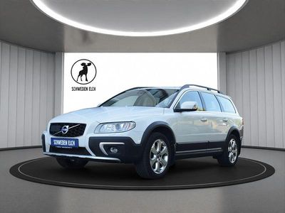 Second-hand Volvo XC70 Summum 181 CP (133 kW) 2016 Alb Break