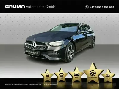 Gebraucht Mercedes C220 Avantgarde 205 PS (150 kW) 2022 Schwarz Limousine