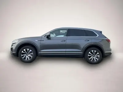 Gebraucht VW Touareg Elegance 286 PS (210 kW) 2022 Manufacturer SUV