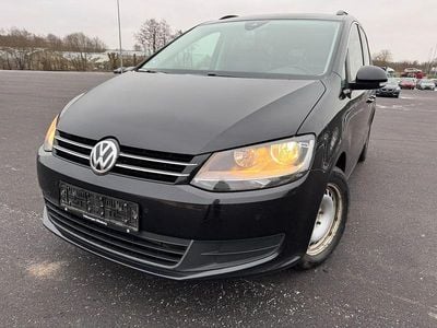 Gebraucht VW Sharan Comfortline 150 PS (110 kW) 2019 Schwarz Van / Kleinbus