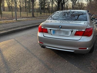 Usata BMW 730 245 CV (180 kW) 2009 Grigio Berlina