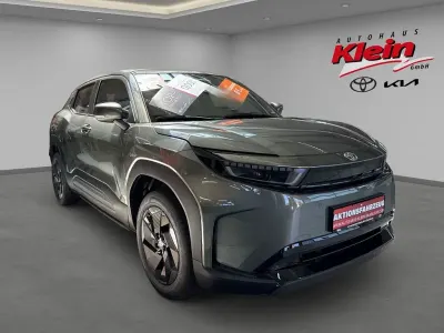 Neu Toyota Urban Cruiser 128 kW (175 PS) 2026 Grün SUV