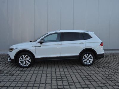 Używany VW Tiguan Allspace Life 150 KM (110 kW) 2022 Biały SUV