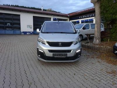 Peugeot Traveller