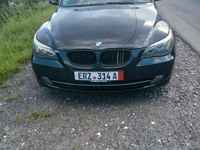 Gebraucht BMW 520 177 PS (130 kW) 2009 Grün Kombi