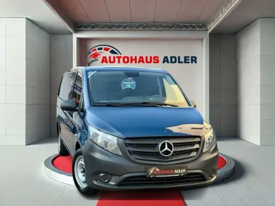 Gebraucht Mercedes Vito 163 PS (119 kW) 2015 Blau Van