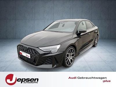 Gebraucht Audi RS3 Sport 400 PS (294 kW) 2025 Mythosschwarz metallic Limousine
