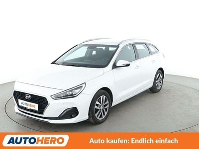 Weiß Gebraucht 2019 Hyundai i30 Style Kombi | 13.420 € (Fairer Preis)