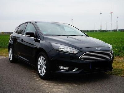 Usata Ford Focus Business Edition 101 CV (74 kW) 2016 Nero Berlina