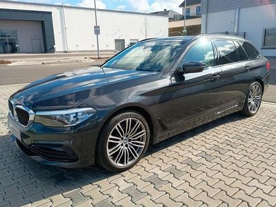 Gebraucht BMW 530 Sport Line 265 PS (194 kW) 2019 Grau Kombi