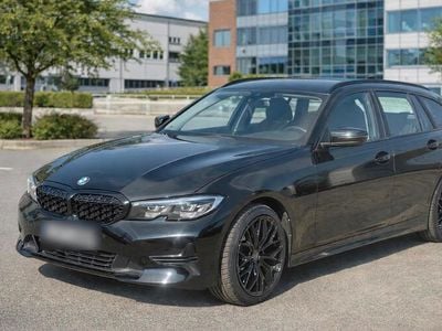 Gebraucht BMW 320e 190 PS (139 kW) 2021 Schwarz Kombi