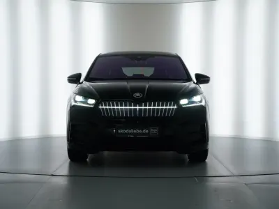 Gebraucht Skoda Enyaq iV Lounge 219 kW (299 PS) 2023 Schwarzmagic perleffekt SUV