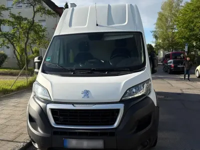 Używany Peugeot Boxer 131 KM (96 kW) 2018 Biały Van