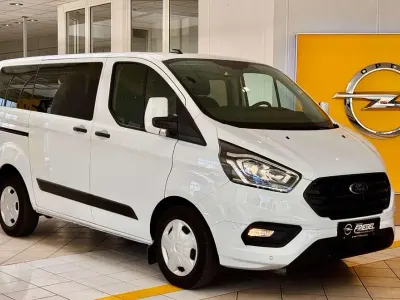 Gebraucht Ford Tourneo Custom Trend 150 PS (110 kW) 2023 Weiß Van
