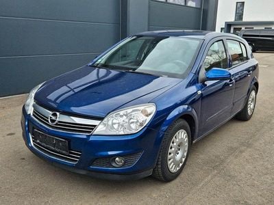 Second-hand Opel Astra Edition 116 CP (85 kW) 2008 Albastru Berlinǎ