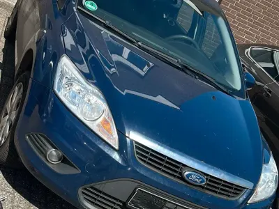 Gebraucht Ford Focus 136 PS (100 kW) 2009 Blau Kombi