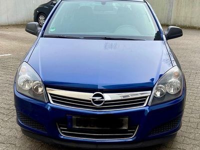 Usata Opel Astra Edition 90 CV (66 kW) 2009 Blu Berlina