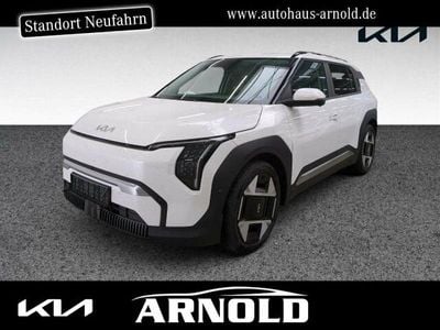 Snow white pearl Gebraucht 2024 Kia EV3 SUV | 35.439 € (Fairer Preis)