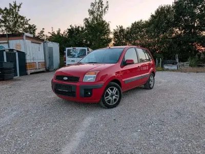 Gebraucht Ford Fusion 68 PS (50 kW) 2005 Rot Kleinwagen