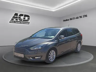 Gebraucht Ford Focus Titanium 120 PS (88 kW) 2018 Grau Kombi