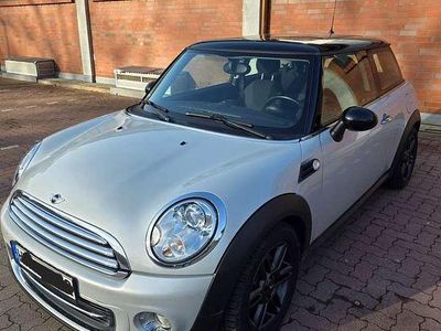 Gebraucht Mini Cooper 122 PS (89 kW) 2010 Weiß Kleinwagen