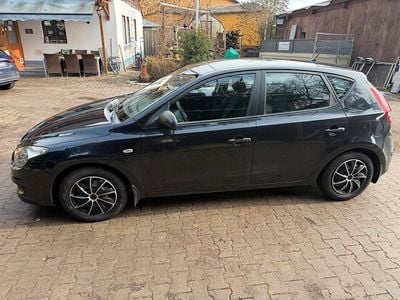 Gebraucht Hyundai i30 109 PS (80 kW) 2009 Schwarz Kombi