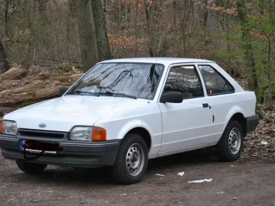 Gebraucht Ford Escort 54 PS (39 kW) 1985 Limousine