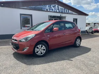 Gebraucht Hyundai ix20 90 PS (66 kW) 2011 Orange Kleinwagen