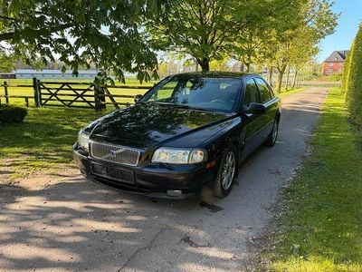 Second-hand Volvo S80 180 CP (132 kW) 2003 Negru Berlinǎ