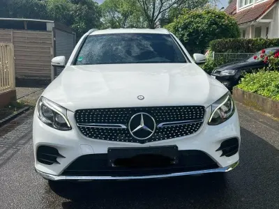Gebraucht Mercedes GLC250 AMG line 211 PS (155 kW) 2015 Weiß SUV