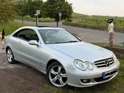 Gebraucht Mercedes CLK200 Avantgarde 163 PS (119 kW) 2005 Coupé