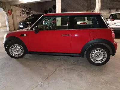 Gebraucht Mini ONE 95 PS (69 kW) 2009 Rot Kleinwagen